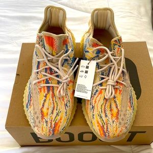 Yeezy Boost 350 v2 MX Oat. Brand new with tags never worn in original box